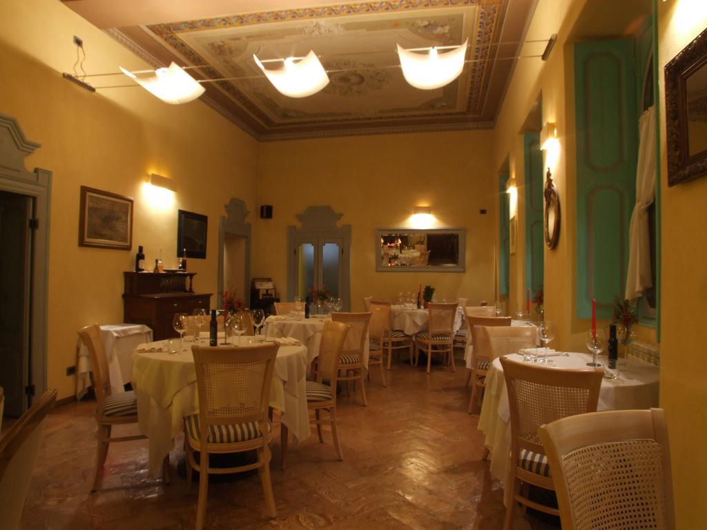 Locanda Chi Ghinn แวร์บาเนีย ภายนอก รูปภาพ