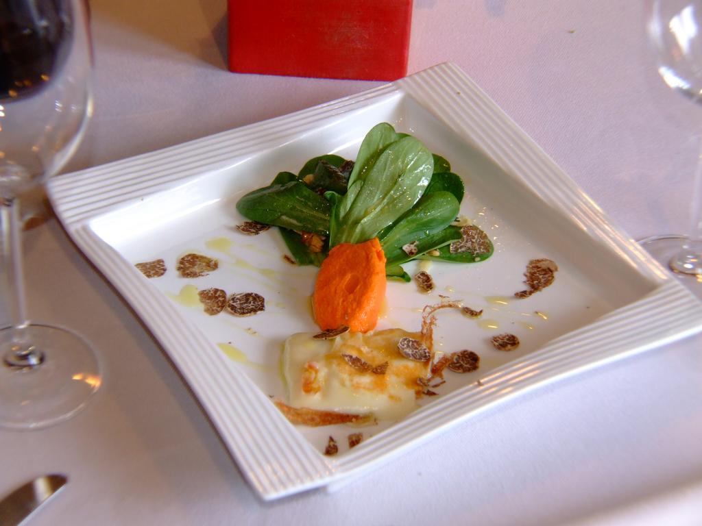 Locanda Chi Ghinn แวร์บาเนีย ภายนอก รูปภาพ